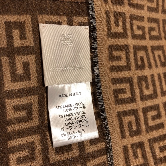 🤎 BNWT GIVENCHY SCARF 🤎 - Picture 9 of 9